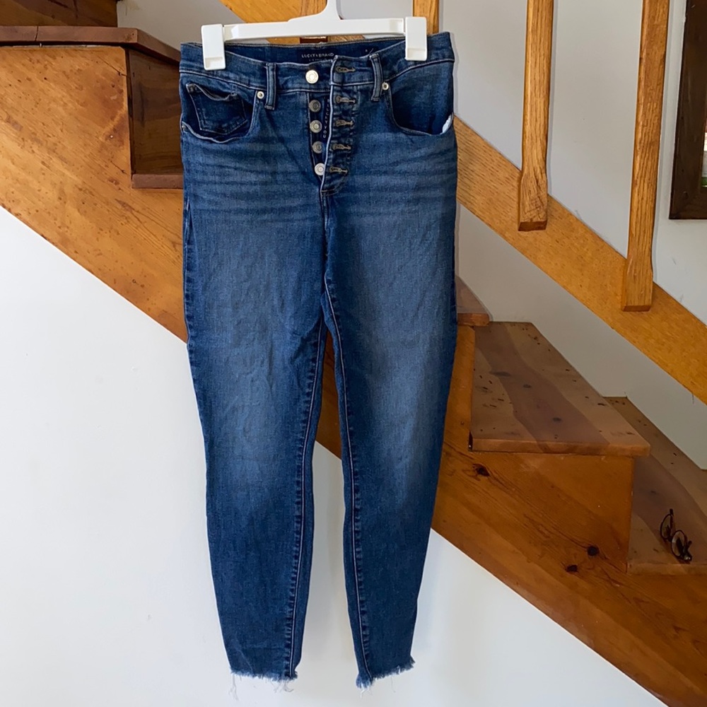 Size 8/29 lucky brand raw hem skinny jeans high rise